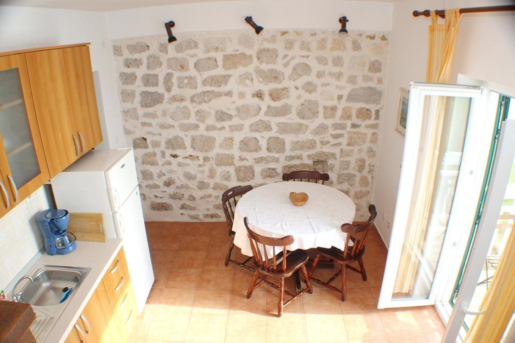 Apartments Mimoza Brist Room photo